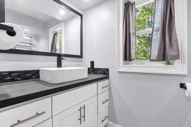 $635,000 | 3861 64th Street, Holland, MI 49423