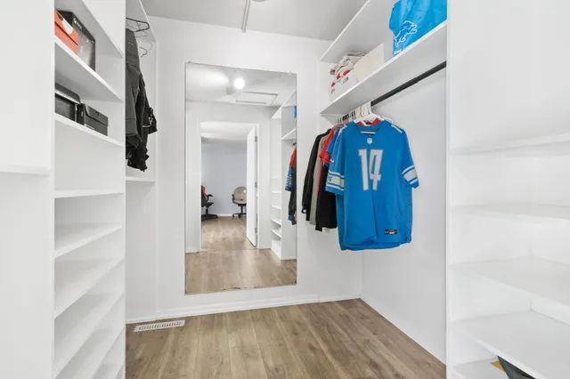 $635,000 | 3861 64th Street, Holland, MI 49423