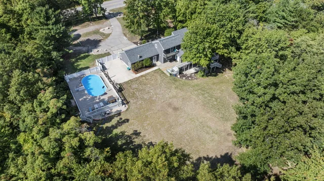 $635,000 | 3861 64th Street, Holland, MI 49423