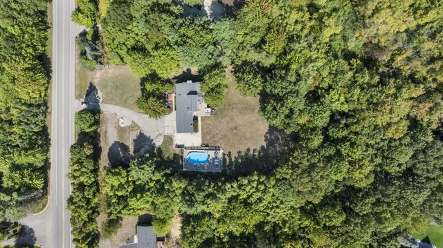 $635,000 | 3861 64th Street, Holland, MI 49423