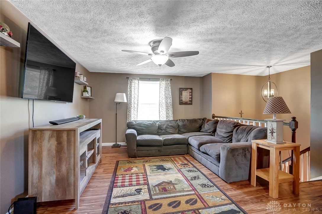 5220 Gander Road West Dayton, OH 45424 - Photo 7 of 41