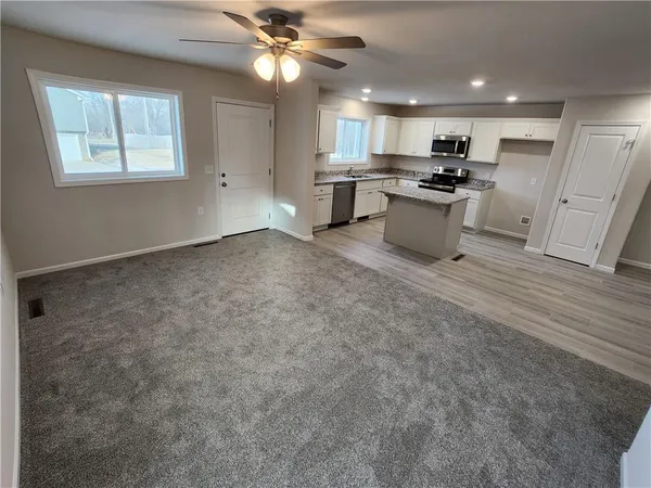 $185,000 | 131 McCartney Lane, Neodesha, KS 66757
