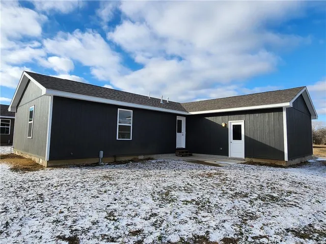 $185,000 | 131 McCartney Lane, Neodesha, KS 66757