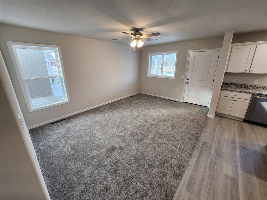 131 McCartney Lane Neodesha, KS 66757 - Photo 6 of 31