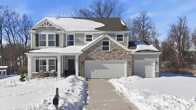 $529,000 | 3983 West Sawtelle Drive, Bloomington, IN 47404