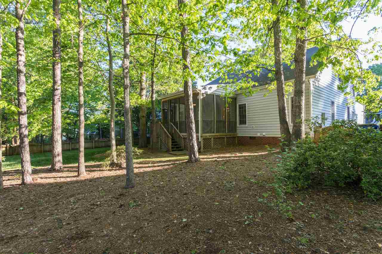 3305 Glade Spring Court Raleigh, NC 27612 - Photo 4 of 20 Photo 4