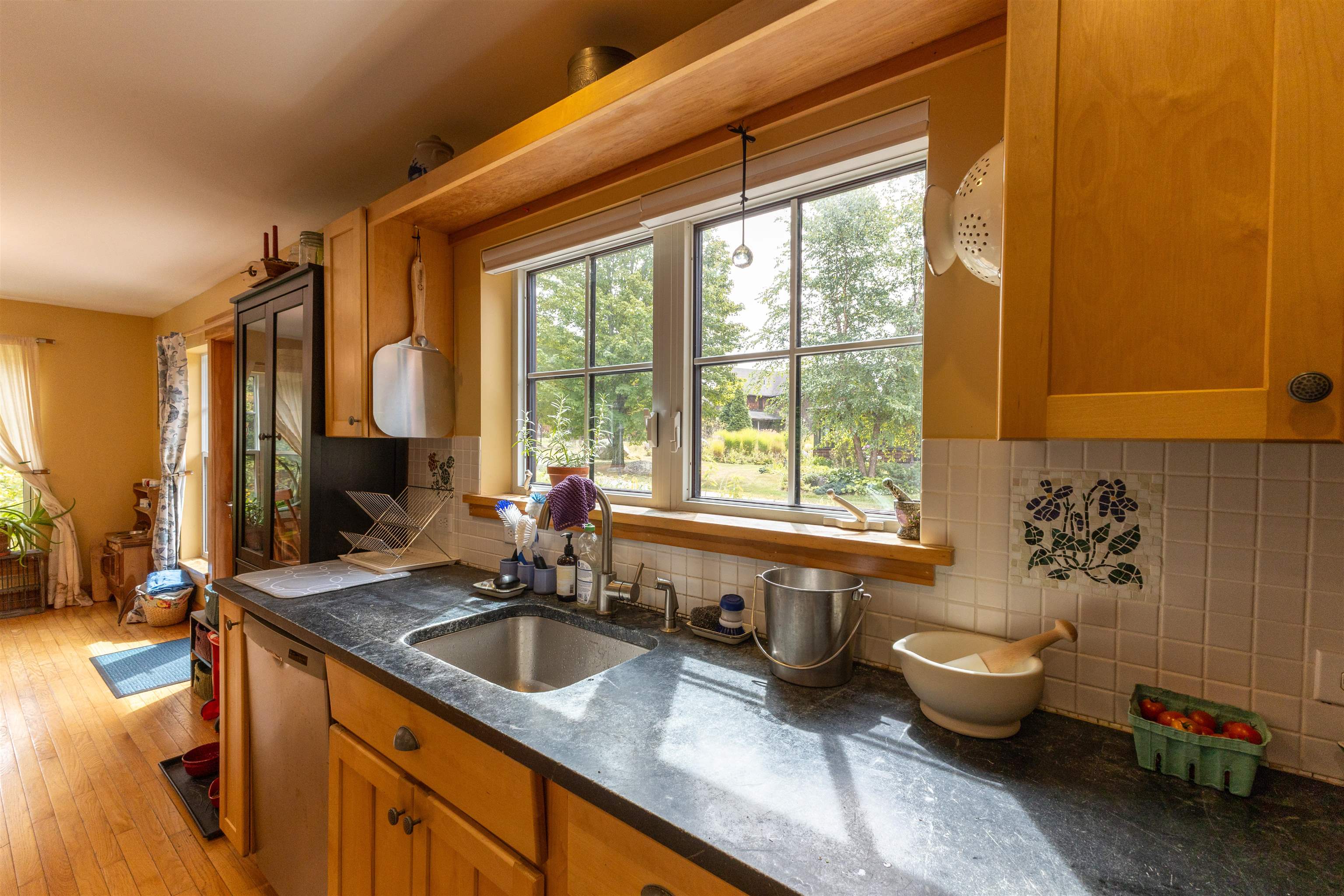 89 Steele Road Peterborough, NH 03458 - Photo 4 of 57