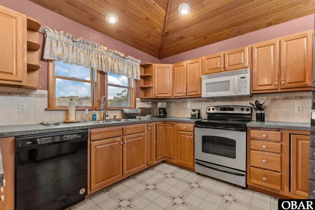 $925,000 | 113 Dock's Court, Duck, NC 27949