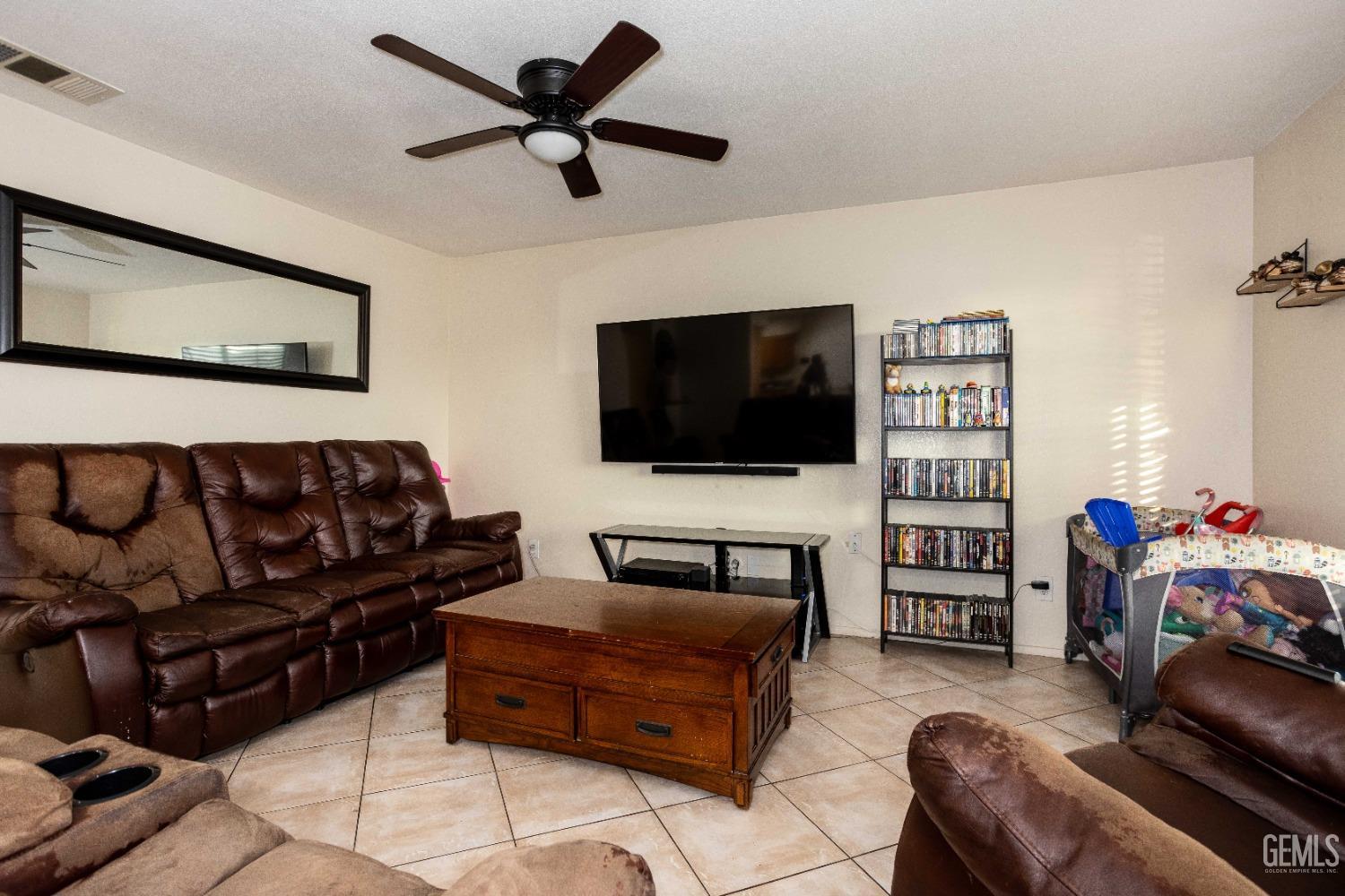 Undisclosed Address Shafter, CA 93263 - Photo 12 of 27