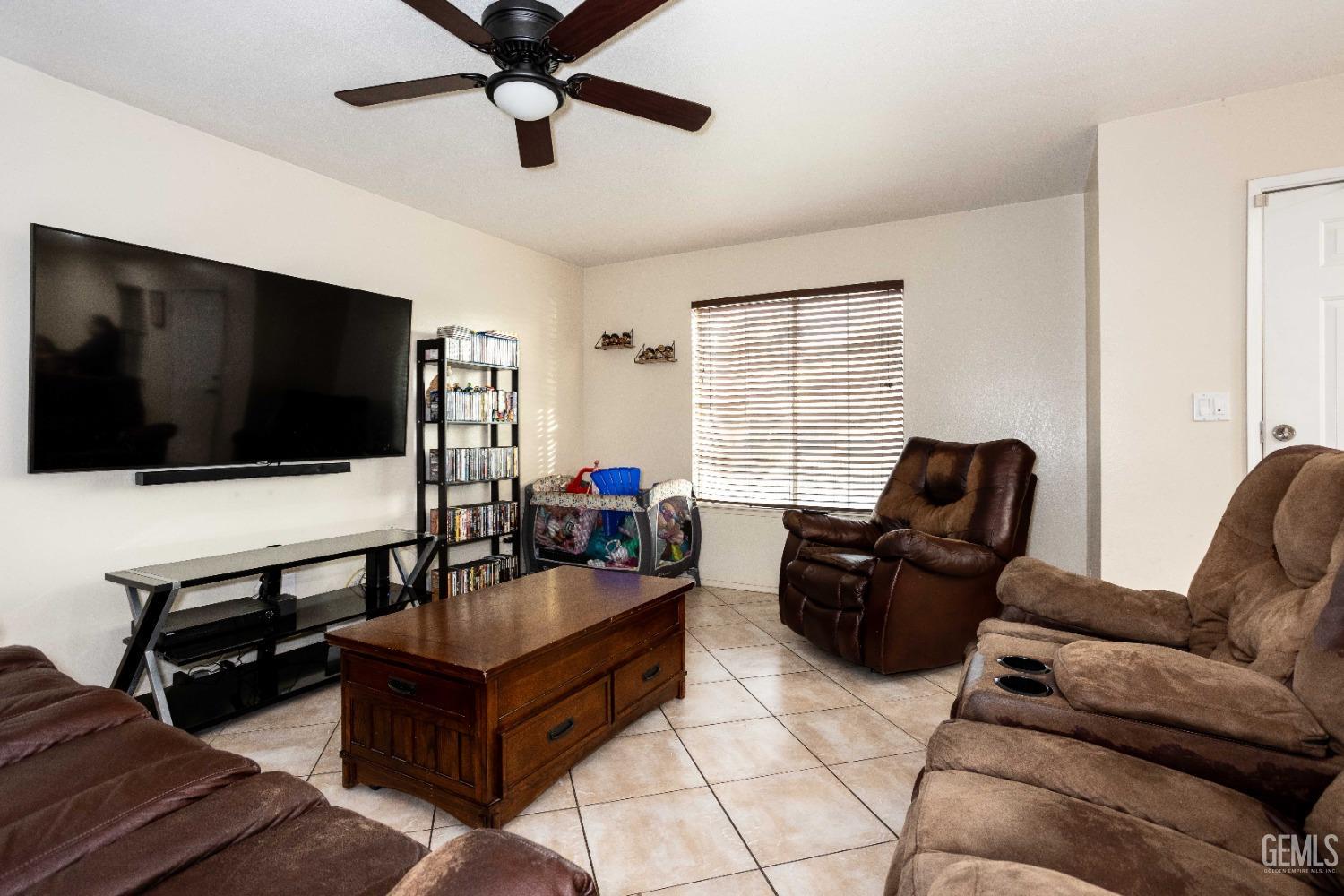 Undisclosed Address Shafter, CA 93263 - Photo 13 of 27