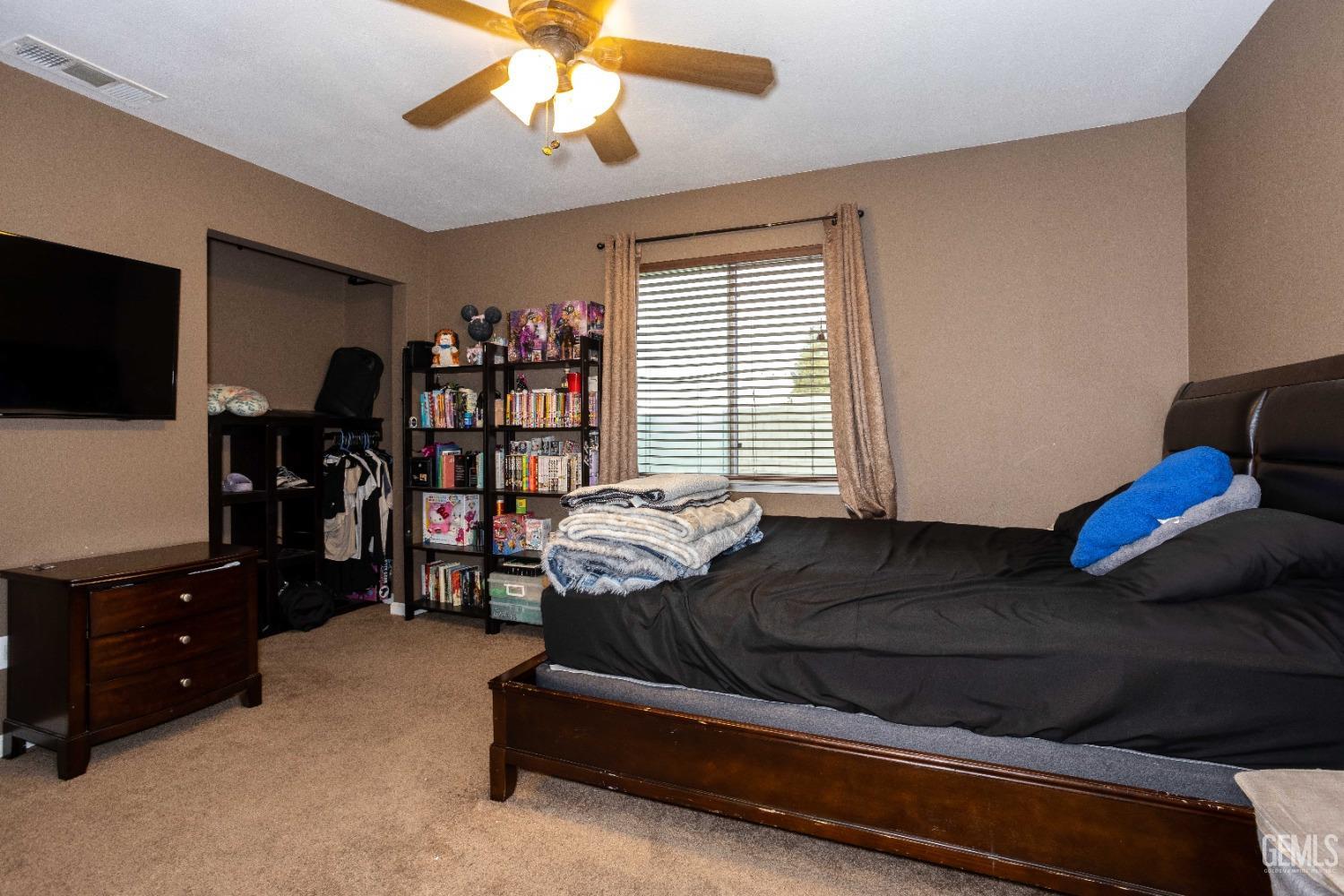 Undisclosed Address Shafter, CA 93263 - Photo 17 of 27