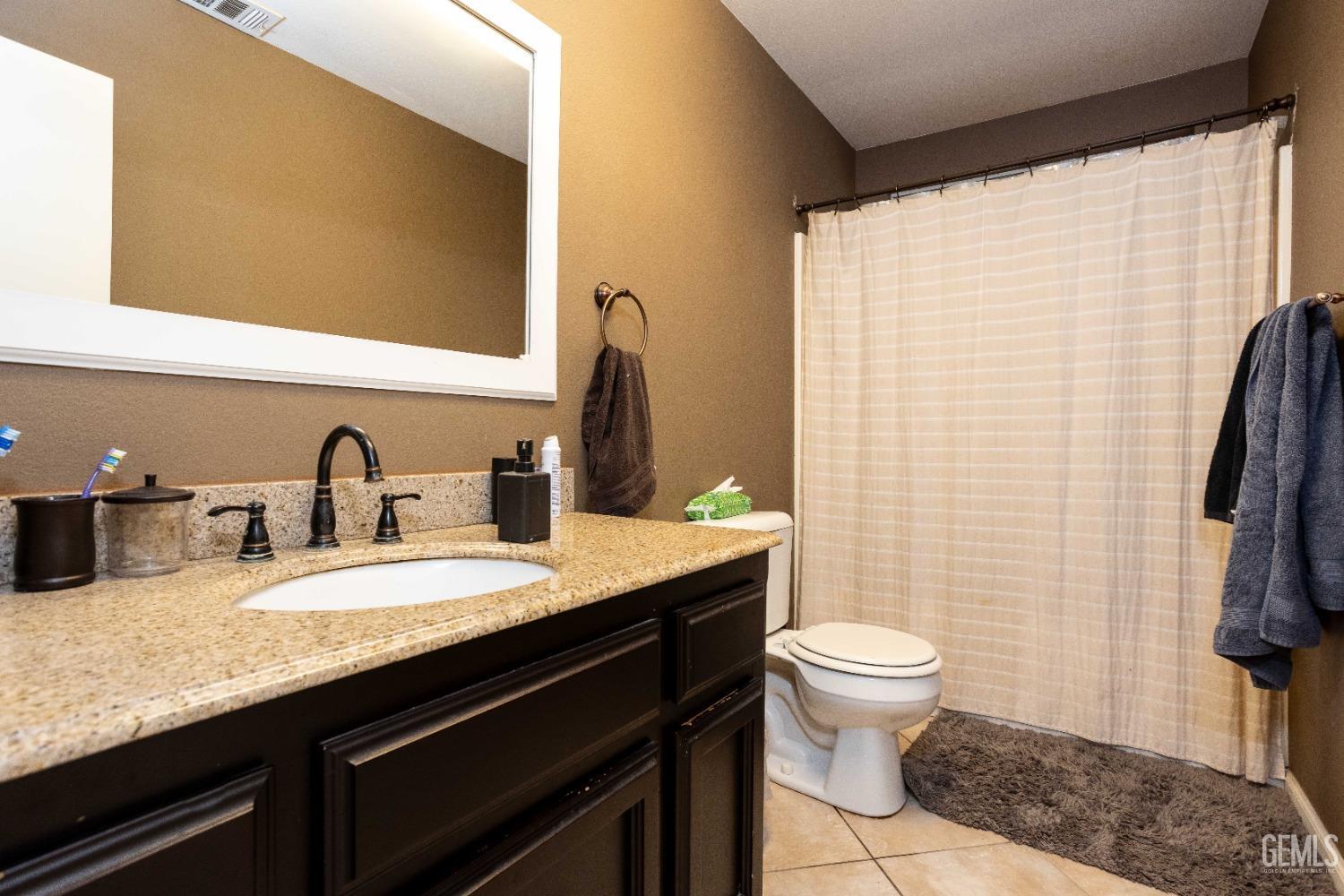 Undisclosed Address Shafter, CA 93263 - Photo 19 of 27