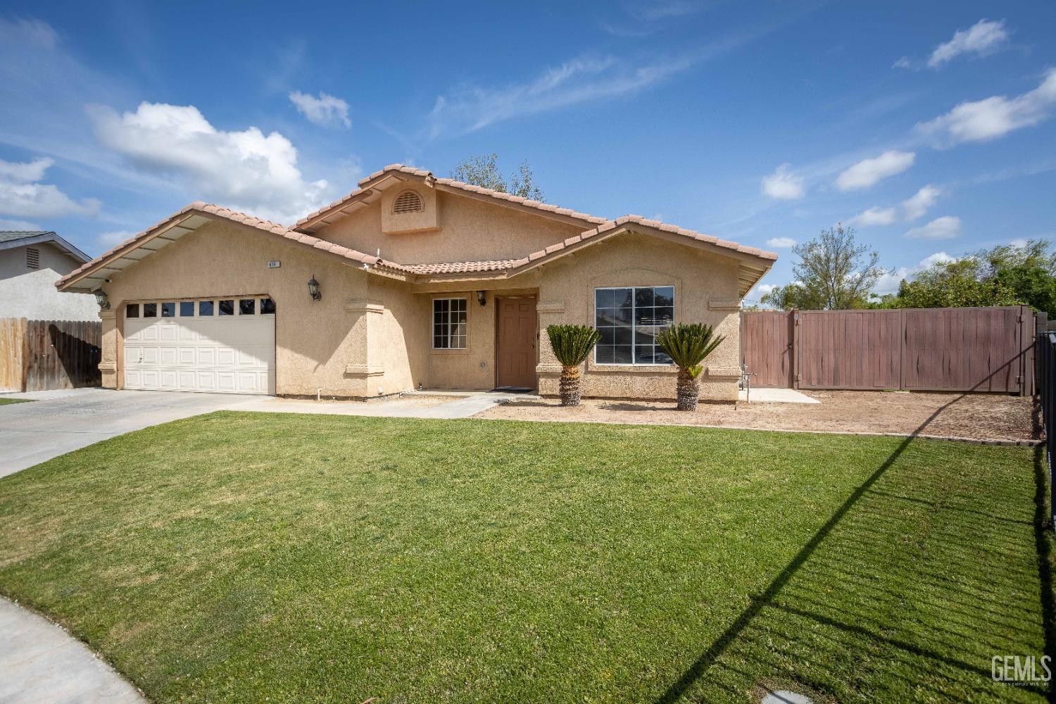 Undisclosed Address Shafter, CA 93263 - Photo 2 of 27