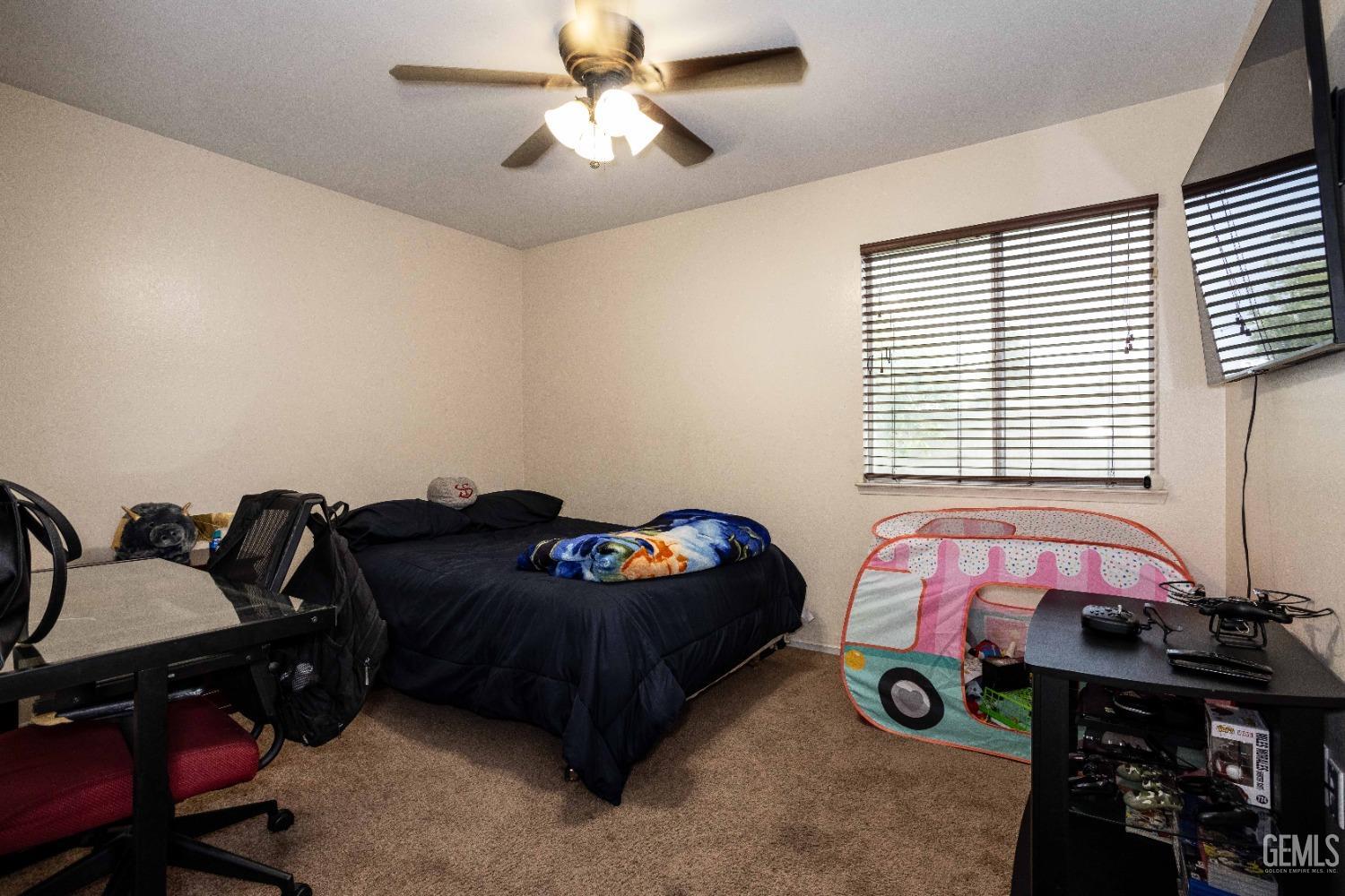 Undisclosed Address Shafter, CA 93263 - Photo 21 of 27