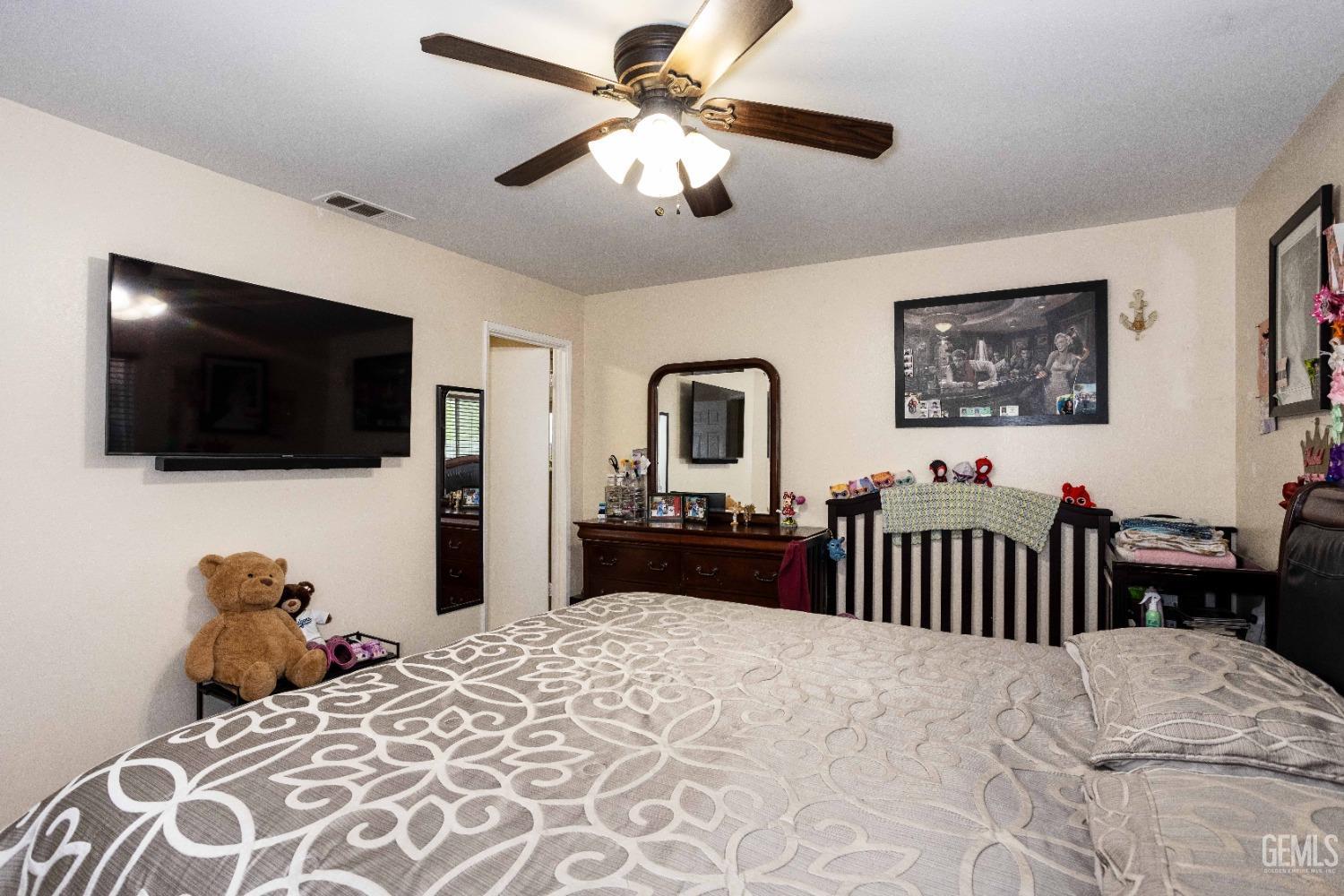 Undisclosed Address Shafter, CA 93263 - Photo 24 of 27