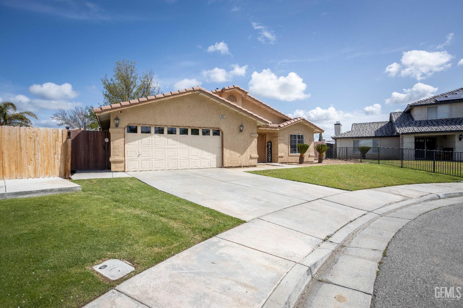 Undisclosed Address Shafter, CA 93263 - Photo 3 of 27