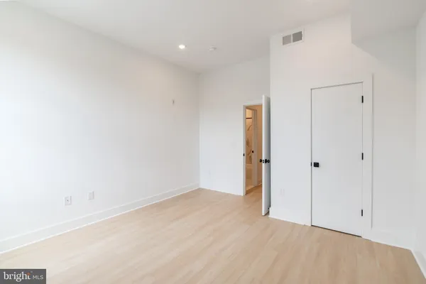 $1,900 | 4408 Lancaster Avenue, Unit 301, Philadelphia, PA 19104
