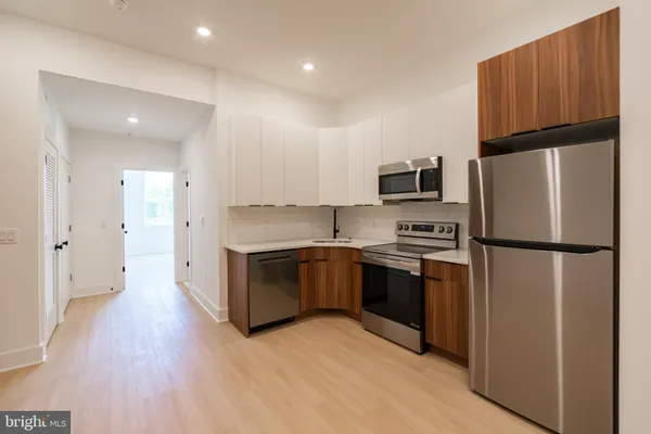$1,900 | 4408 Lancaster Avenue, Unit 301, Philadelphia, PA 19104