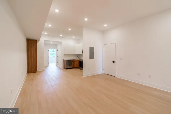 $1,900 | 4408 Lancaster Avenue, Unit 301, Philadelphia, PA 19104