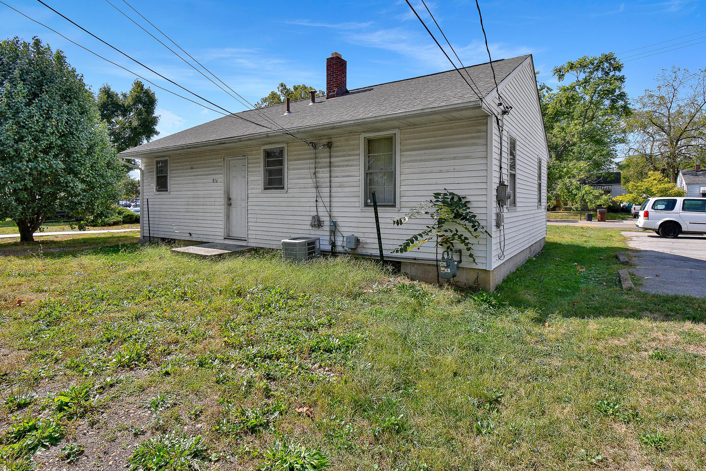 856 South Yearling Road Columbus, OH 43213 - Photo 24 of 32 856 South Yearling Road Whitehall Ohio 4