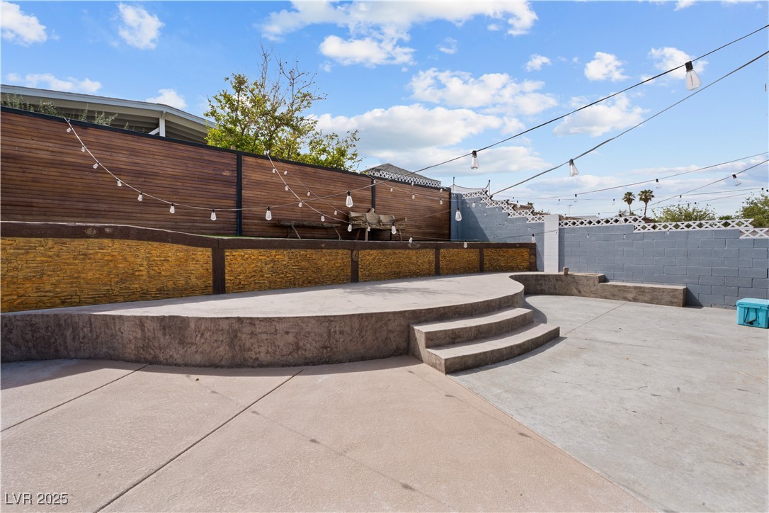 4231 Rimcrest Road Las Vegas, NV 89121 - Photo 46 of 52 View of patio