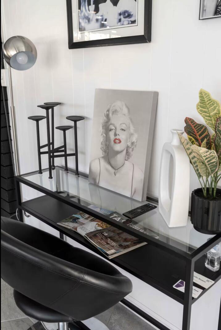 280 North Monterey Road Palm Springs, CA 92262 - Photo 5 of 29 a living room with furniture and wooden floor