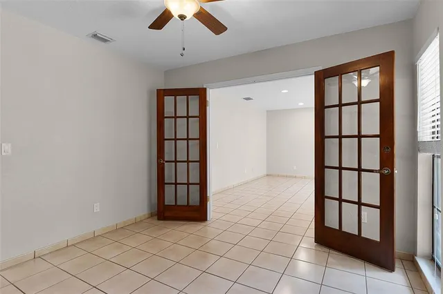 $3,000 | 8208 La Serena Drive, Tampa, FL 33614