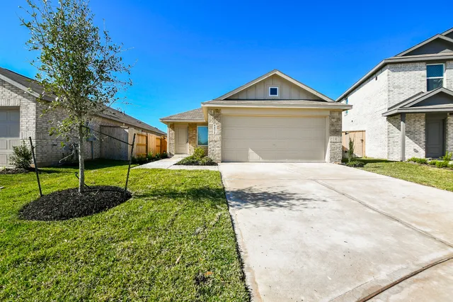 $1,900 | 6871 Flowering Ginger Lane, Katy, TX 77493