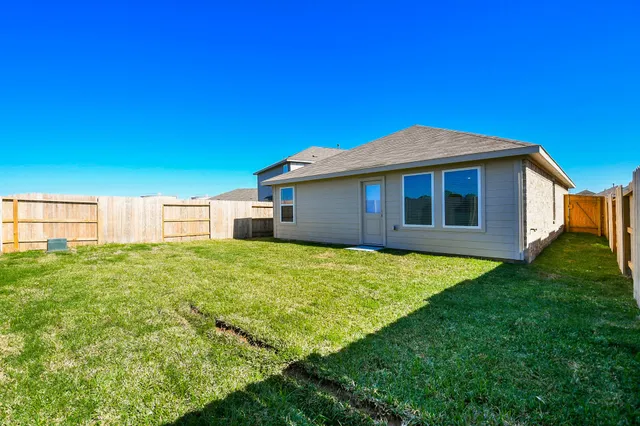 $1,900 | 6871 Flowering Ginger Lane, Katy, TX 77493