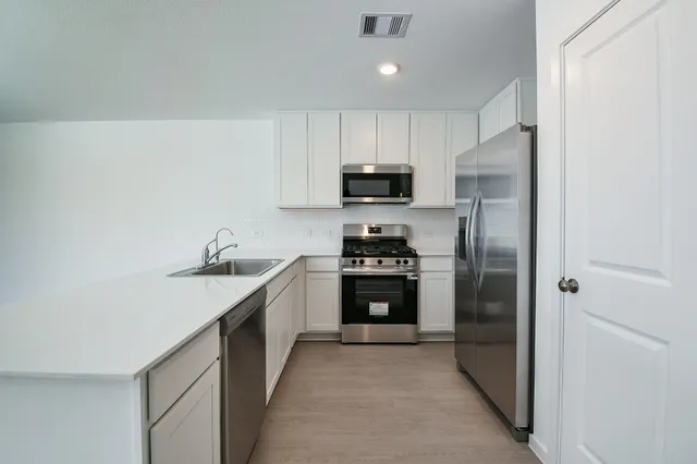 $1,900 | 6871 Flowering Ginger Lane, Katy, TX 77493