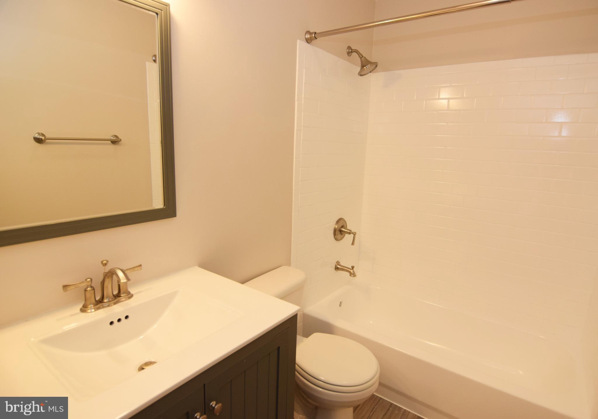 1904 Windys Run Road Baltimore, MD 21228 - Photo 16 of 18 Gallery Image 16