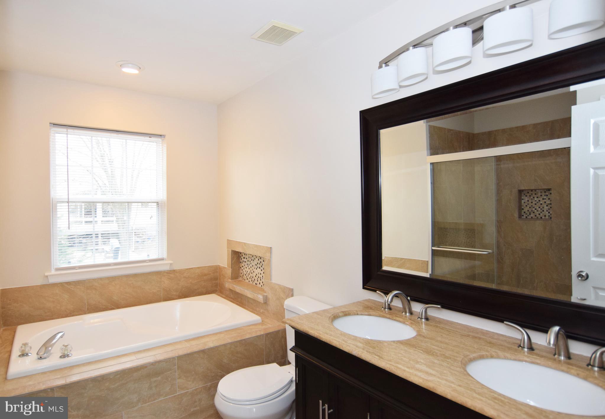 1904 Windys Run Road Baltimore, MD 21228 - Photo 8 of 18 Gallery Image 8