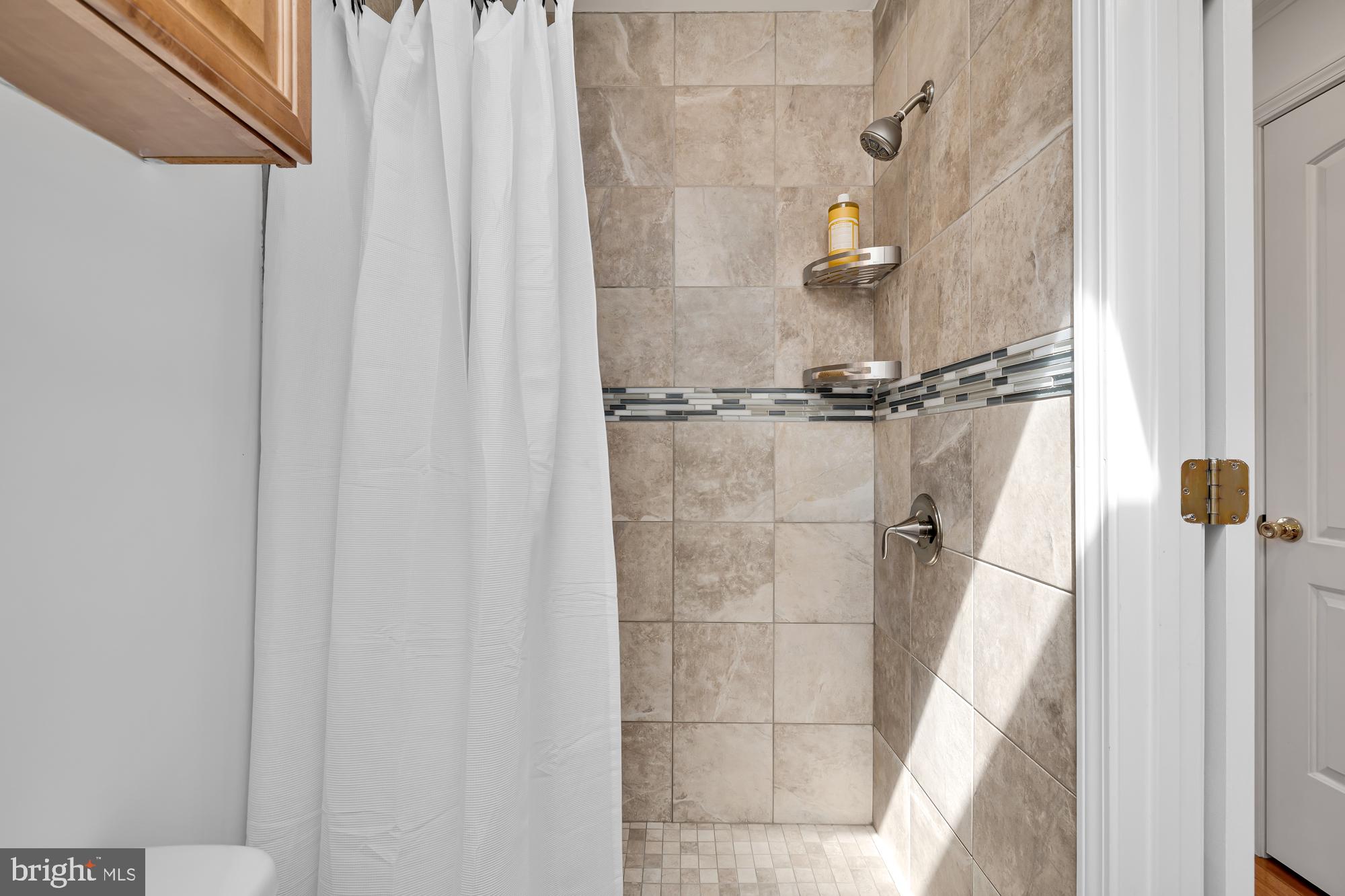 1015 15th Street Southeast Washington, DC 20003 - Photo 25 of 38