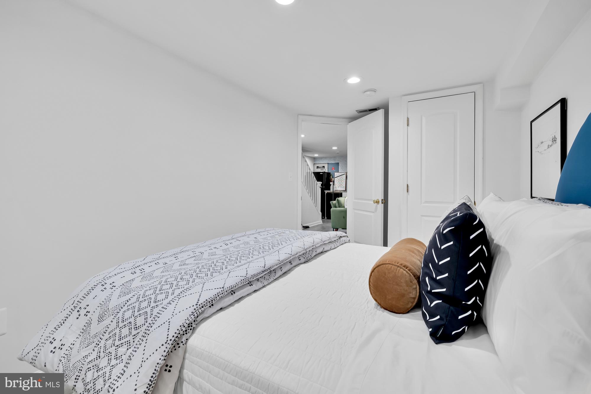 1015 15th Street Southeast Washington, DC 20003 - Photo 32 of 38