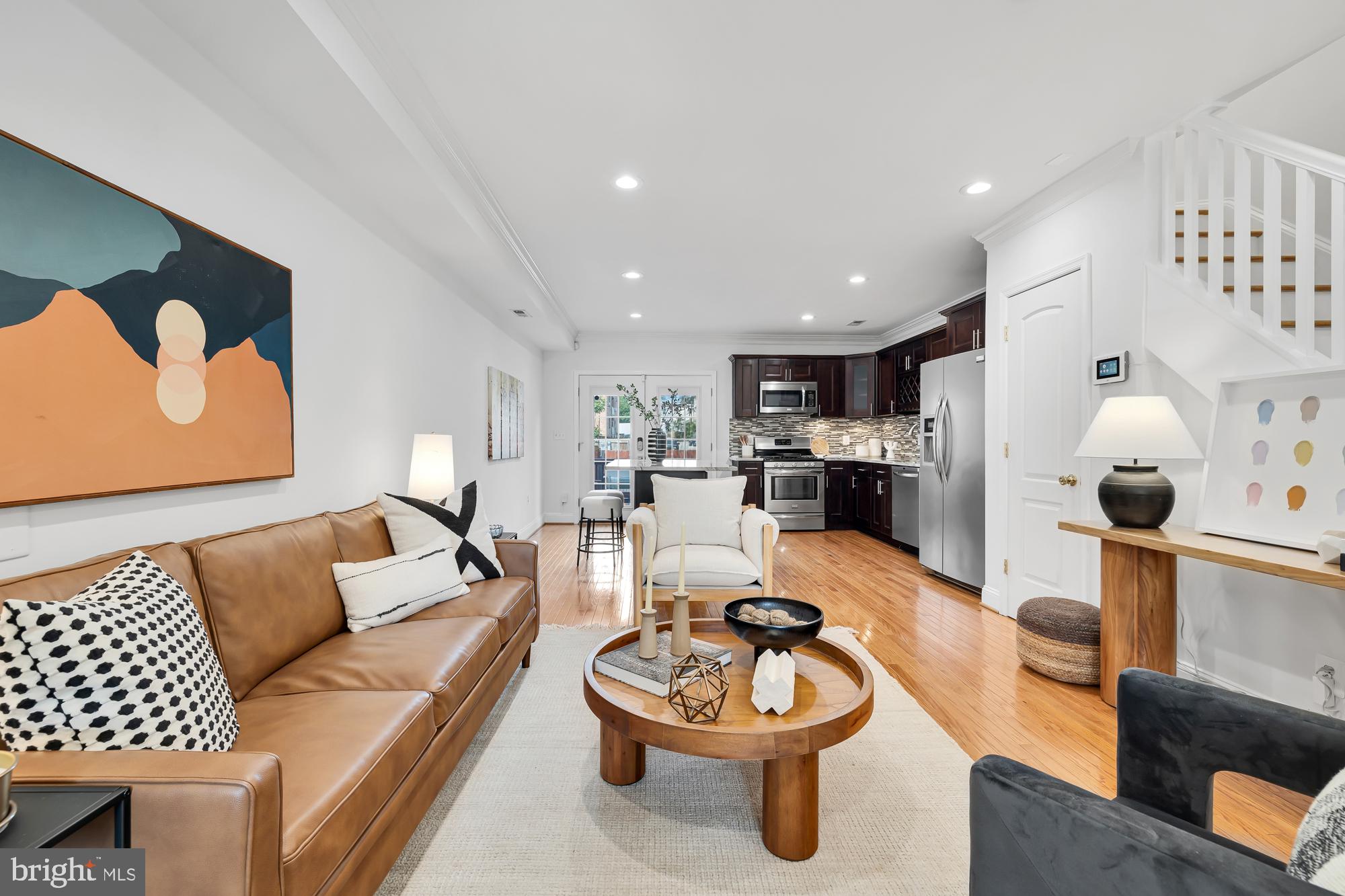 1015 15th Street Southeast Washington, DC 20003 - Photo 5 of 38