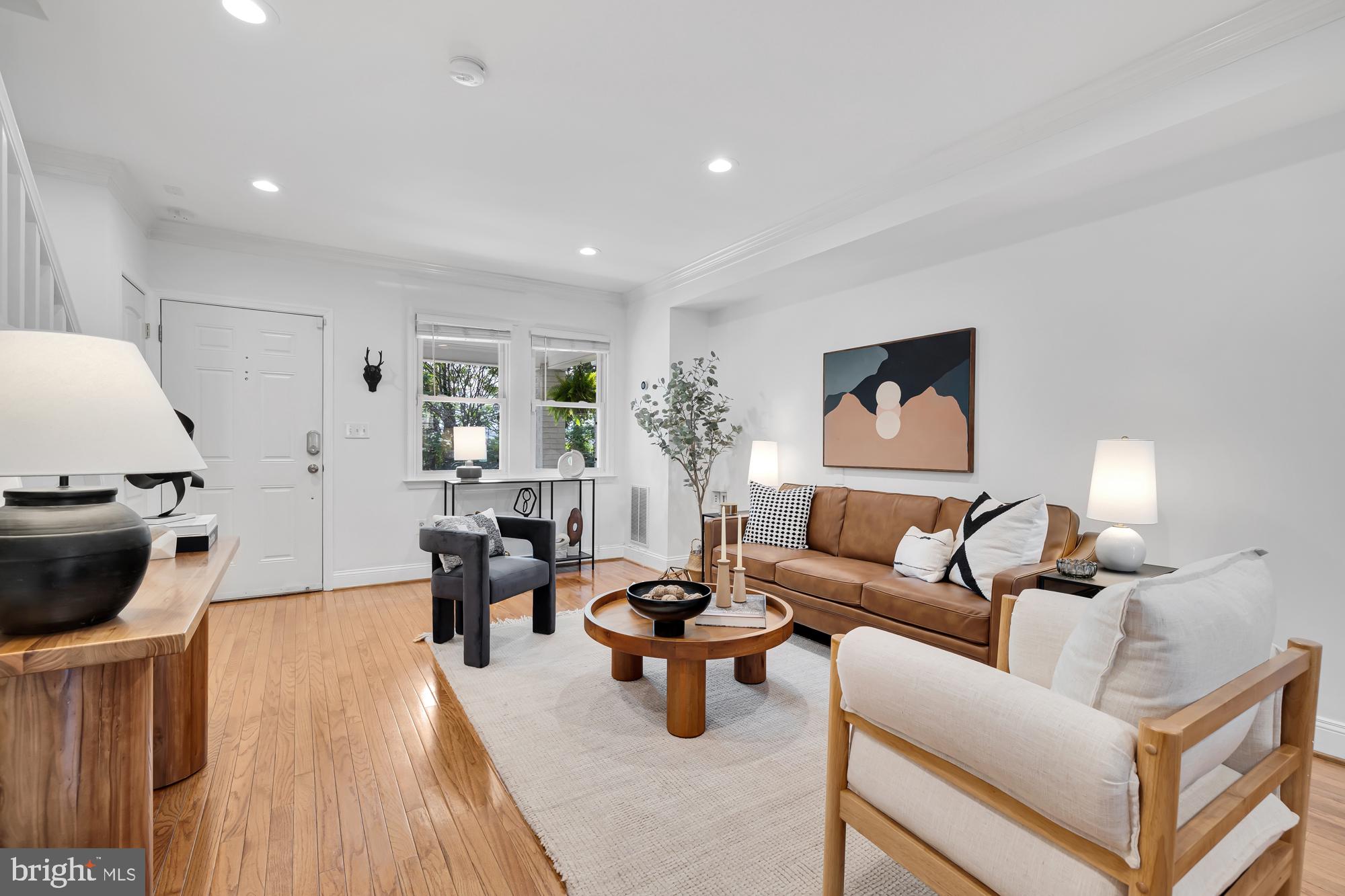 1015 15th Street Southeast Washington, DC 20003 - Photo 7 of 38