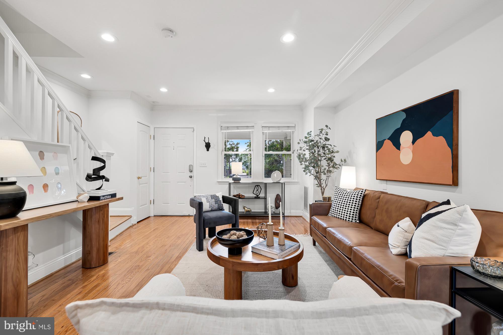 1015 15th Street Southeast Washington, DC 20003 - Photo 8 of 38