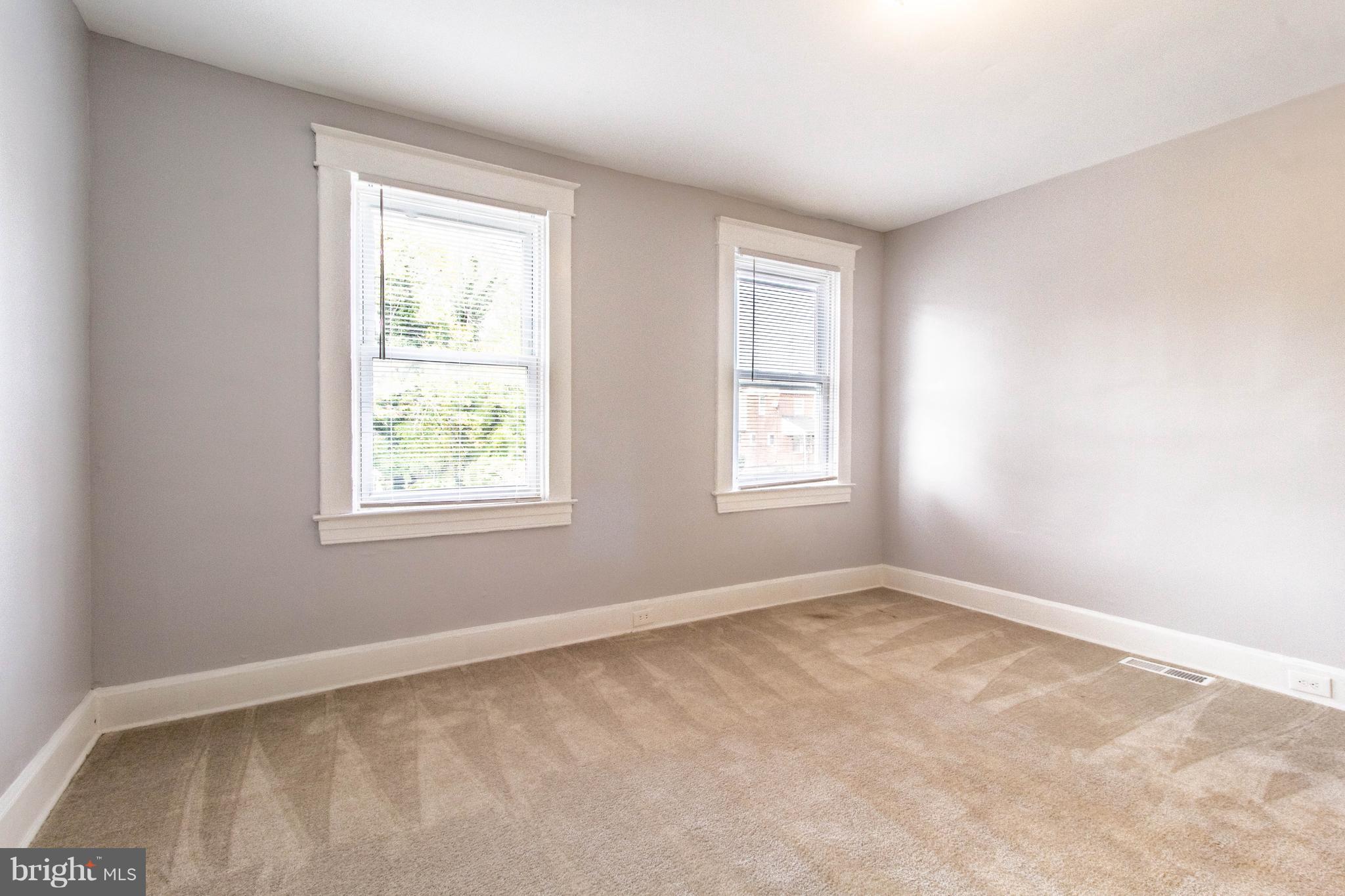 605 Benninghaus Road Baltimore, MD 21212 - Photo 17 of 30 an empty room with windows