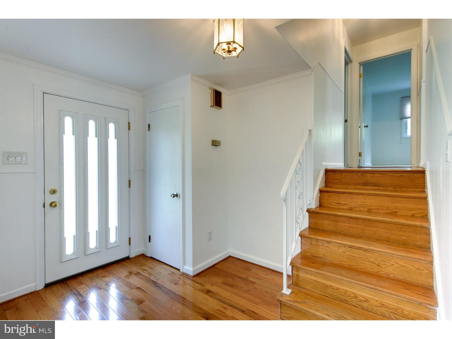 1182 Thomas Road Wayne, PA 19087 - Photo 2 of 25