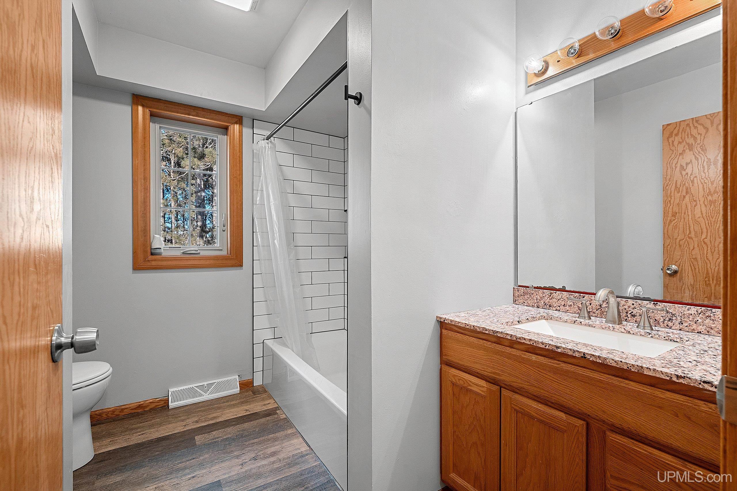 985 Van Ginkel Road Niagara, WI 54151 - Photo 13 of 26