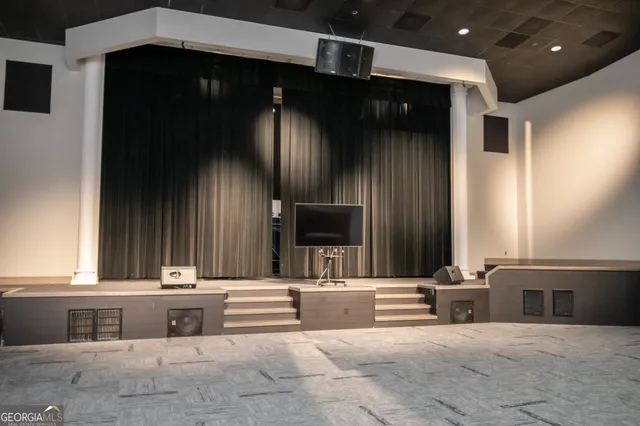 $3,200,000 | 3777 Troupe Smith Road Southeast, Conyers, GA 30094