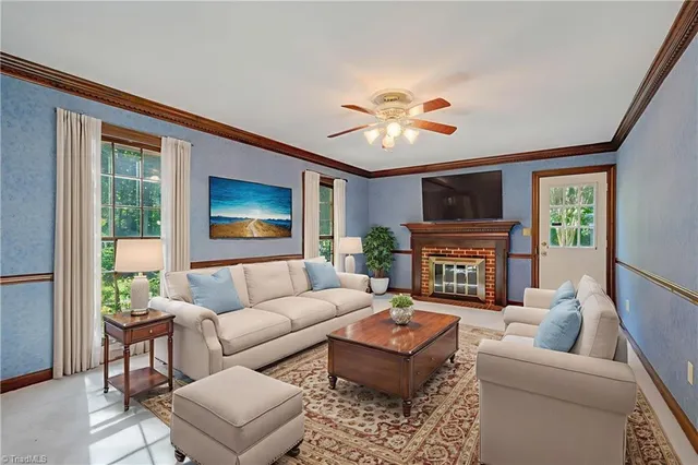 $375,000 | 2310 Belmont Drive, Reidsville, NC 27320