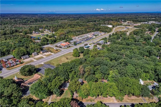 $375,000 | 2310 Belmont Drive, Reidsville, NC 27320