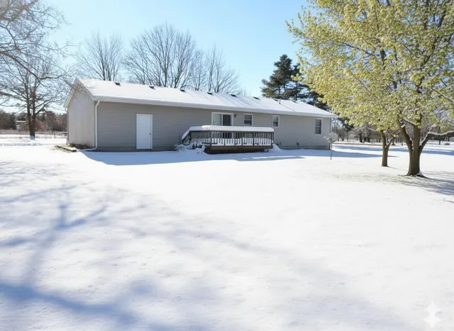 $299,000 | 4025 Oakley Road, Stockbridge, MI 49285