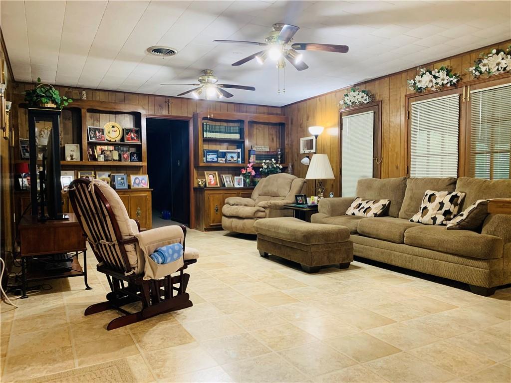 369 Hooper Road Deville, LA 71328 - Photo 9 of 44