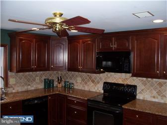 320 Garth Road Oreland, PA 19075 - Photo 5 of 12 Gallery Image 5