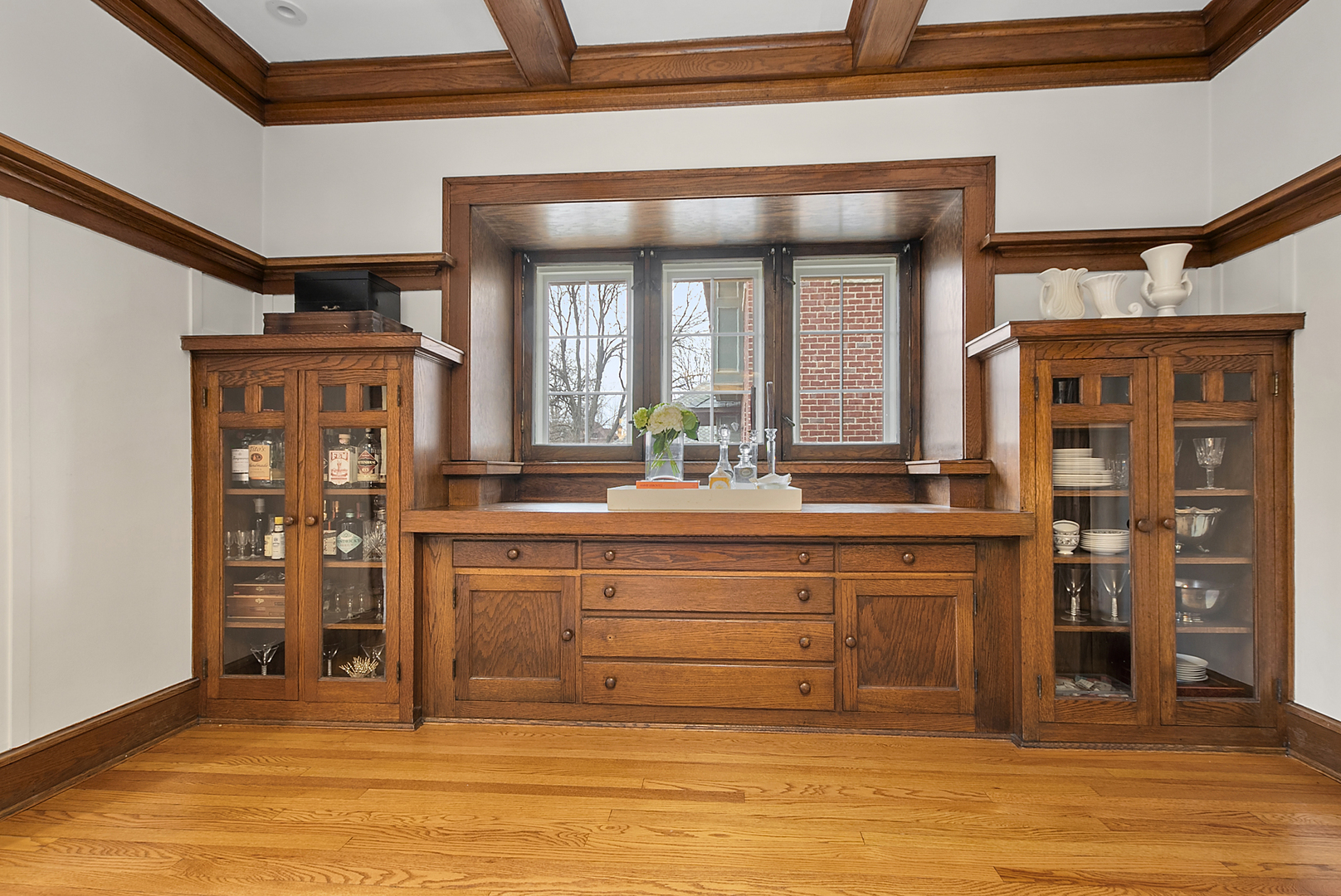 2138 West 109th Street Chicago, IL 60643 - Photo 10 of 33 a view of an entryway with a kitchen