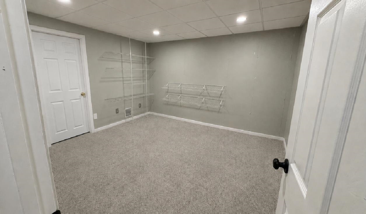 97 Royal Range Road Sandown, NH 03873 - Photo 31 of 33 Gallery Image 31