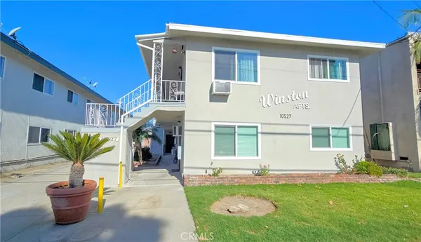 $2,575 | 10527 Western Avenue, Unit 8, Downey, CA 90241