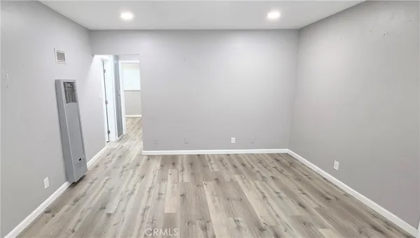 $2,575 | 10527 Western Avenue, Unit 8, Downey, CA 90241